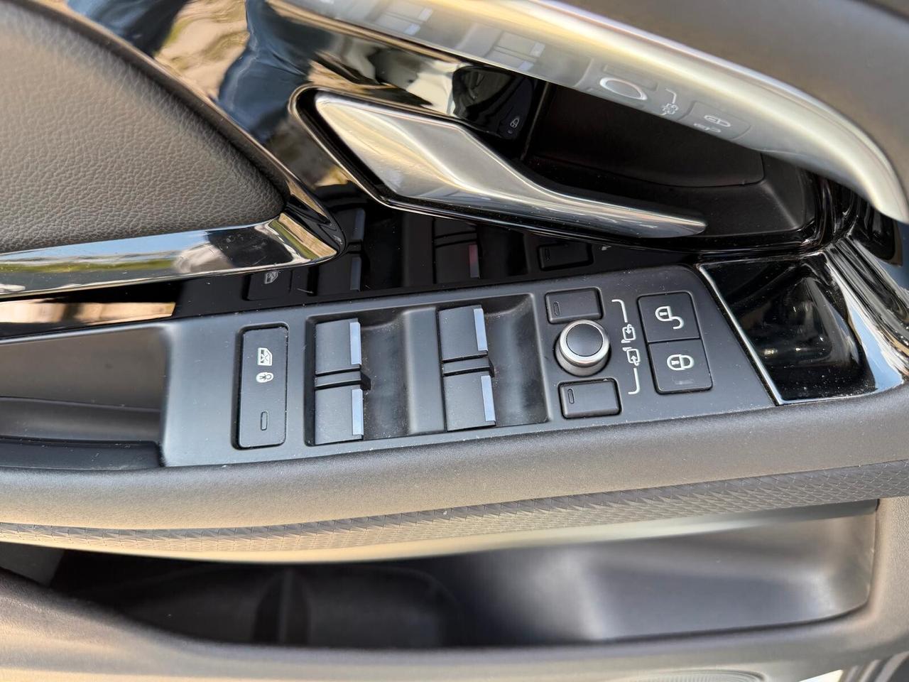 Land Rover Range Evoque 2.0D I4 180 CV AWD Auto First Edition-09/2019