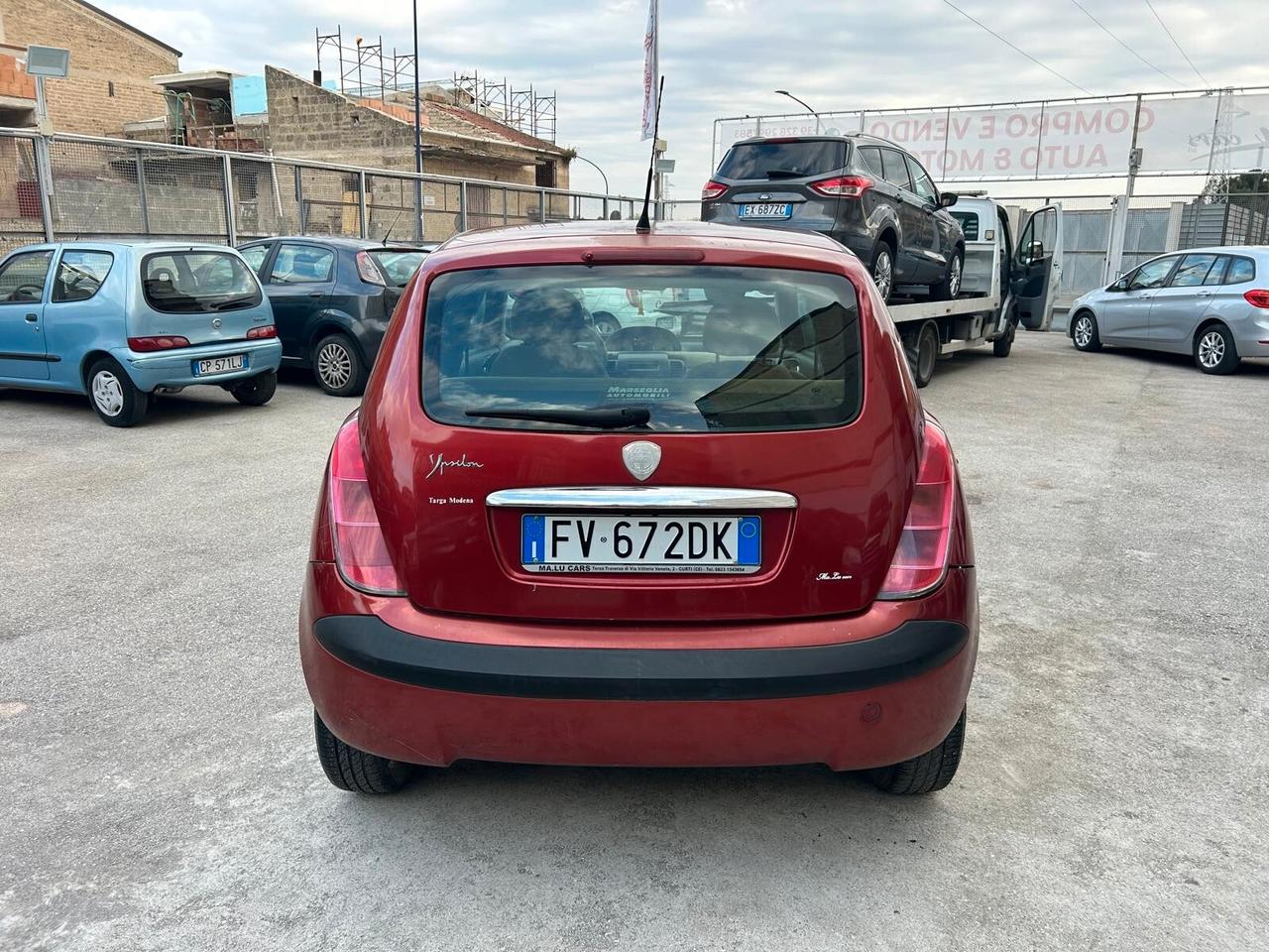 Lancia Ypsilon 1.3cc diesel (PRIVATO)-2005