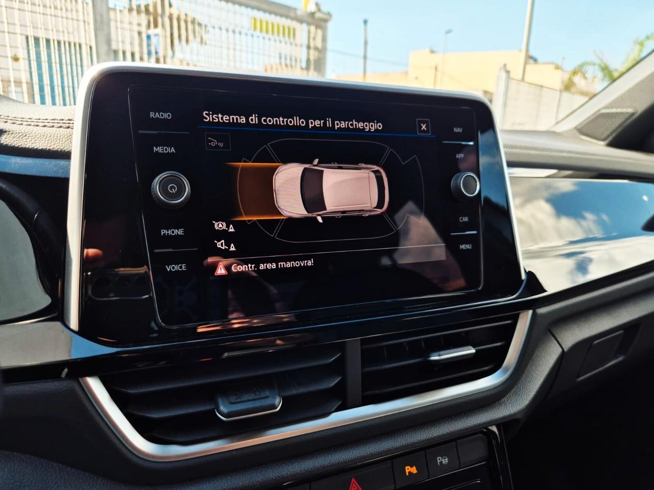 Volkswagen T-Roc 2.0 TDI 150CV DSG R-Line