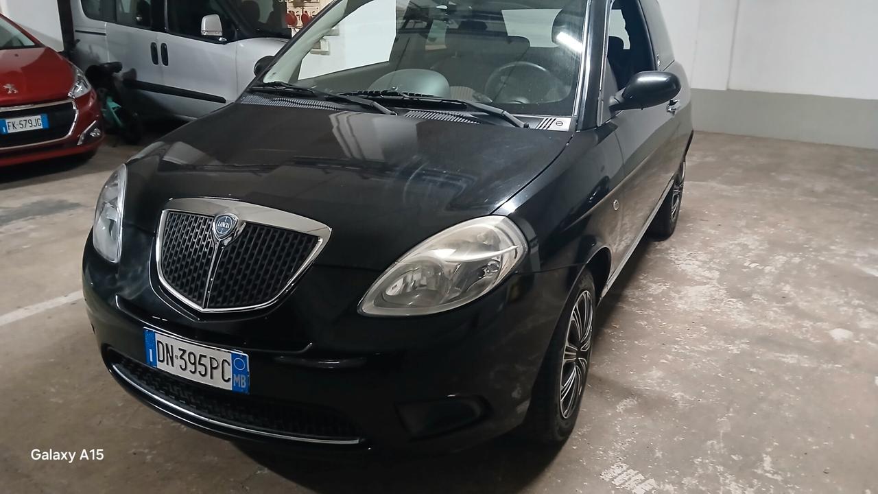 Lancia Ypsilon 1.2 Oro