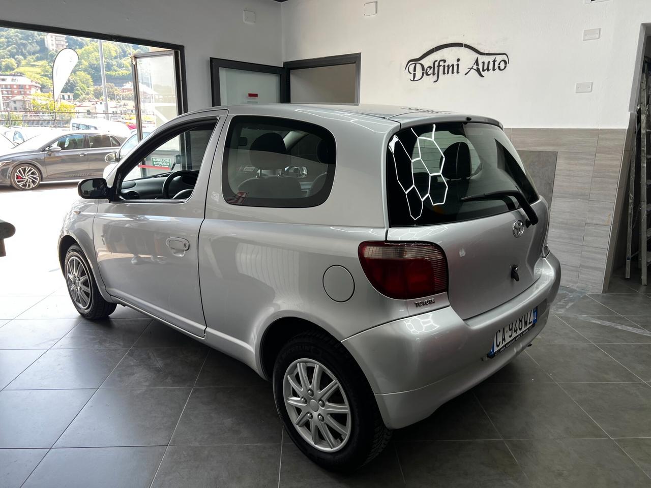 Toyota Yaris 1.0i 16V cat 3 porte