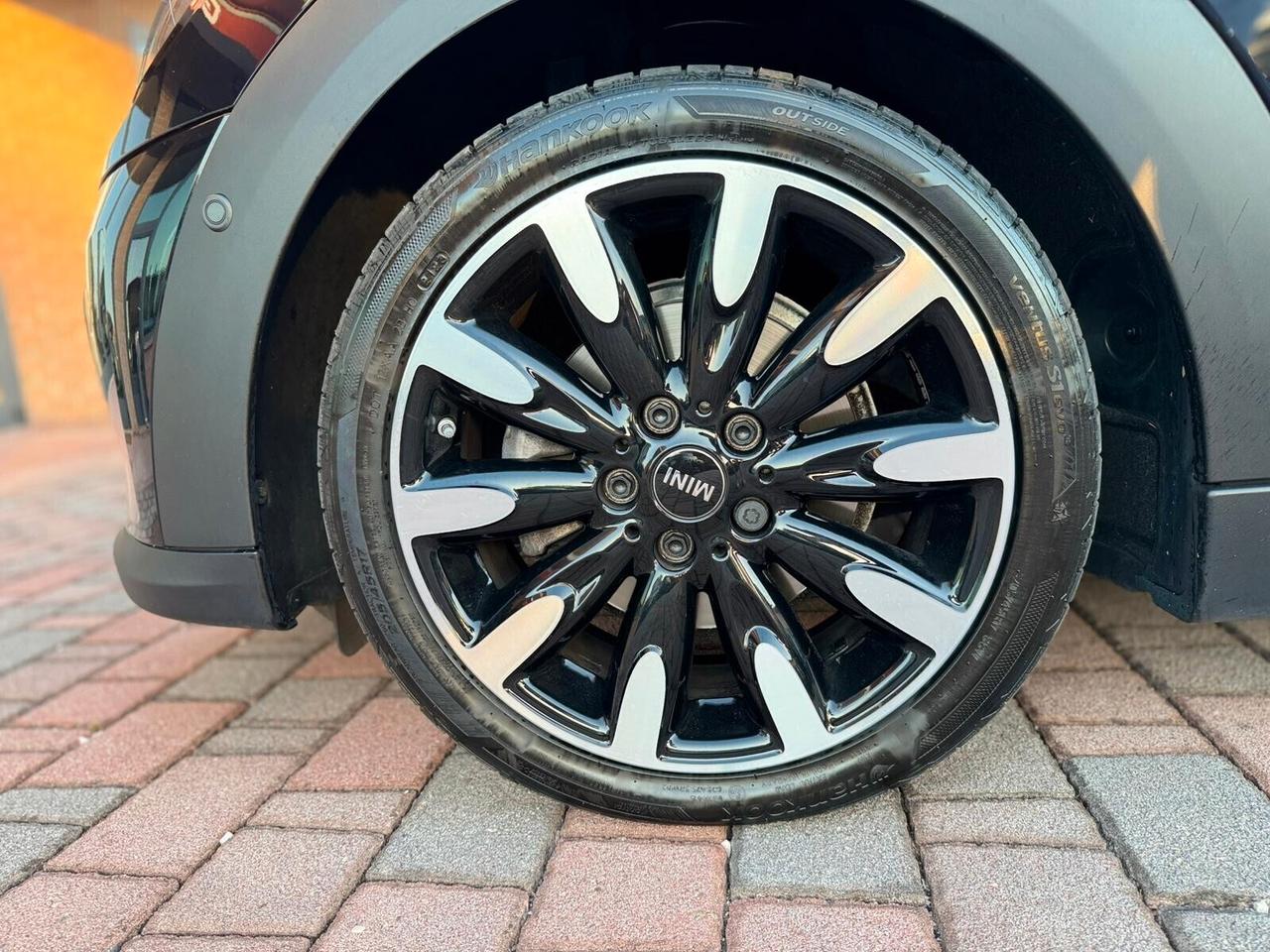 Mini Cooper 1.5 Camden