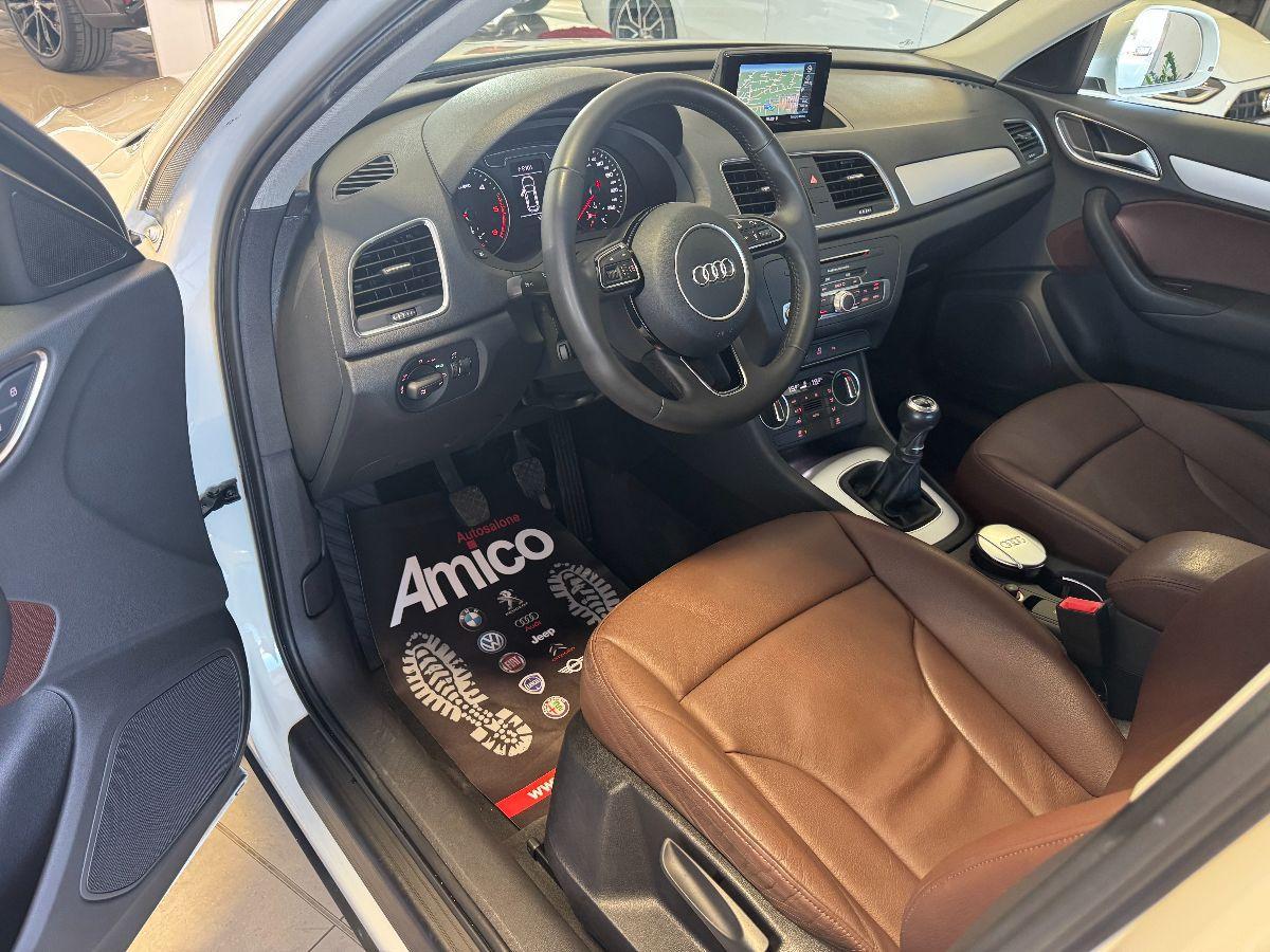 AUDI Q3 2.0 TDI 120 CV Sport 120.000 Km
