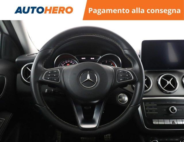 MERCEDES-BENZ GLA 180 d Automatic Business