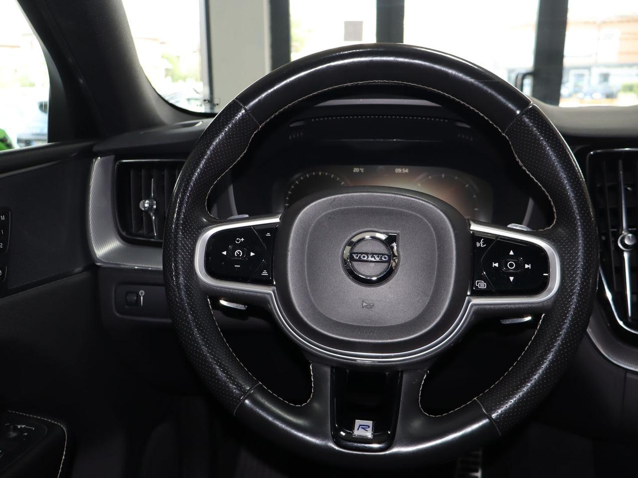 Volvo XC 60 2.0 D4 4x4 R Design #50224