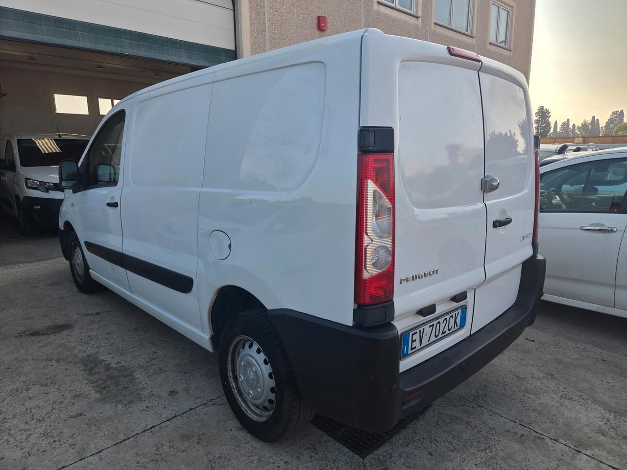 PEUGEOT EXPERT 2000 HDI 130CV 2014