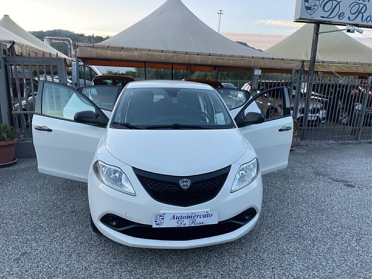 Lancia Ypsilon 1.2 69 CV 5 porte S&S Elefantino Blu