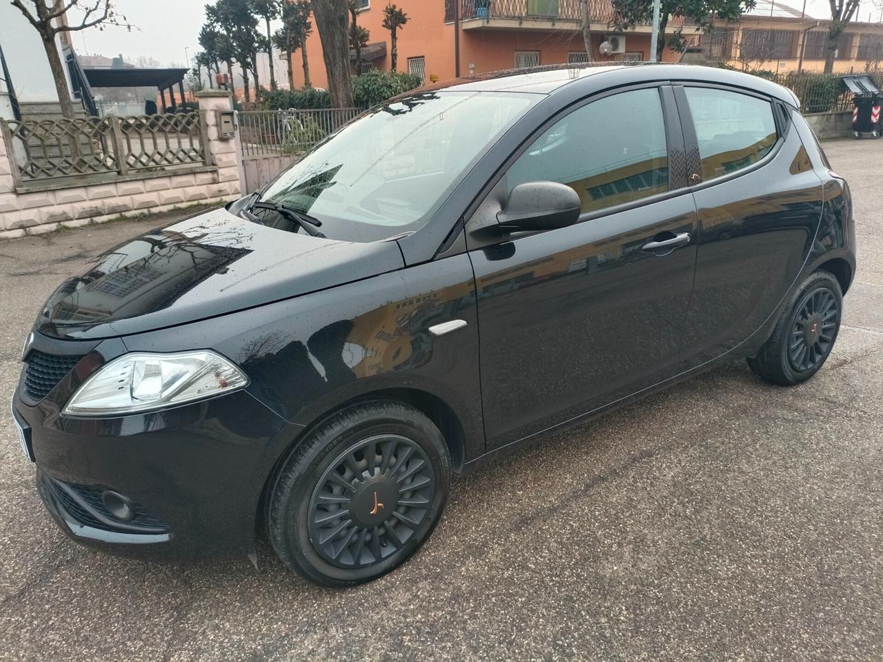 Lancia Ypsilon GPL Platinum