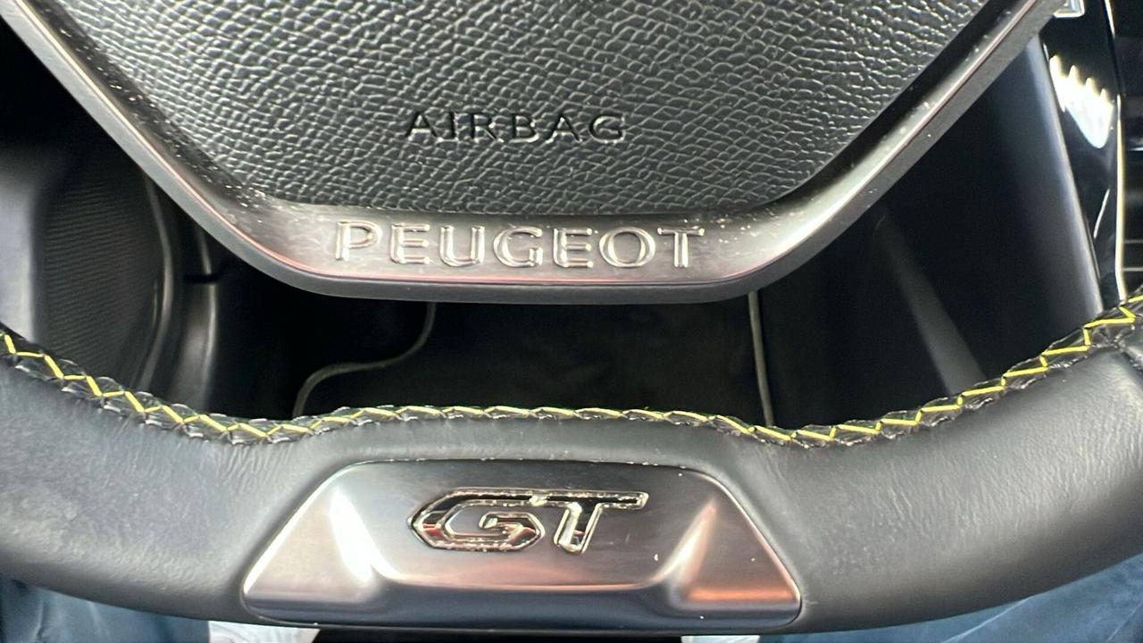 Peugeot 208 PureTech 100 Stop&Start EAT8 5 porte GT Line NEOPATENTATI
