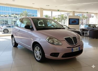 Lancia Ypsilon 1.2 69 CV Unyca