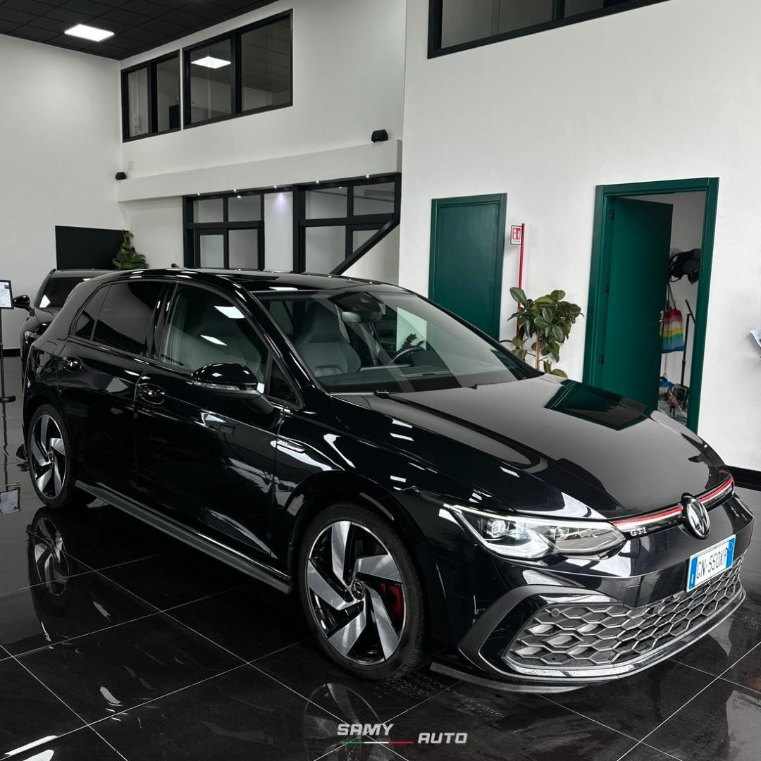 Volkswagen Golf GTI Golf 2.0 TSI GTI