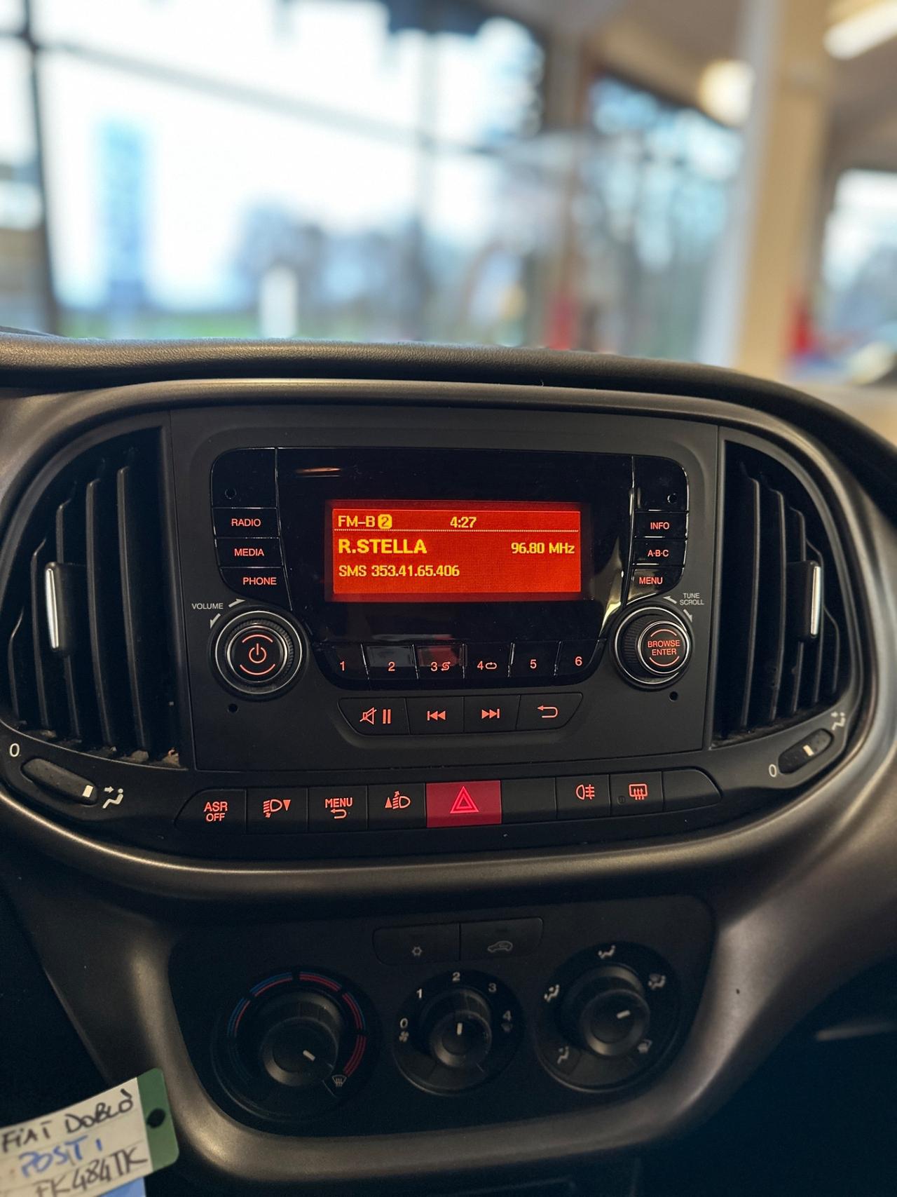 Fiat Doblò 1.6 MJT 7P 120CV Lounge 06/2017 Euro 6B