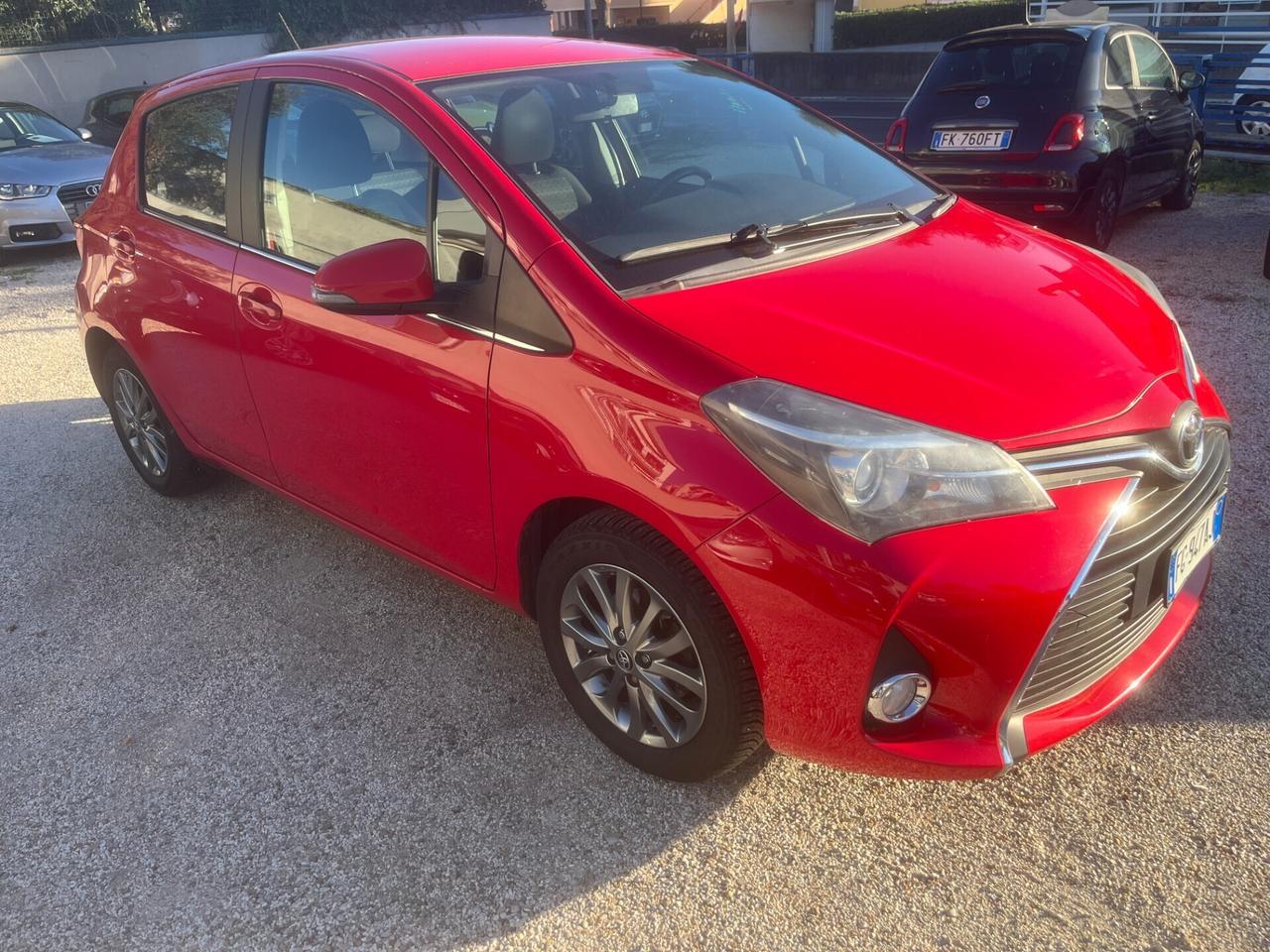 Toyota Yaris 1.0 5 porte Lounge