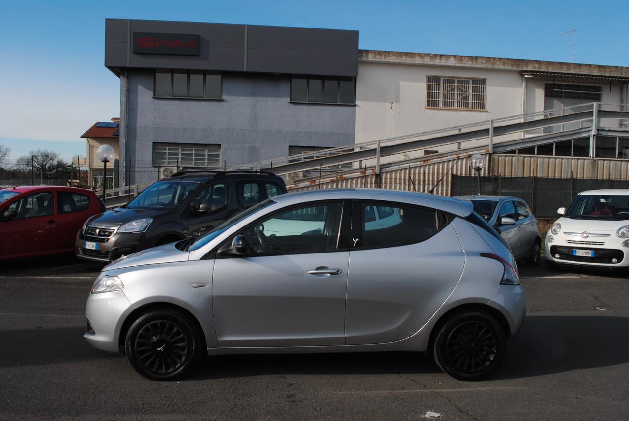 LANCIA YPSILON 1.2 69 CV OK NEOPATENTATI