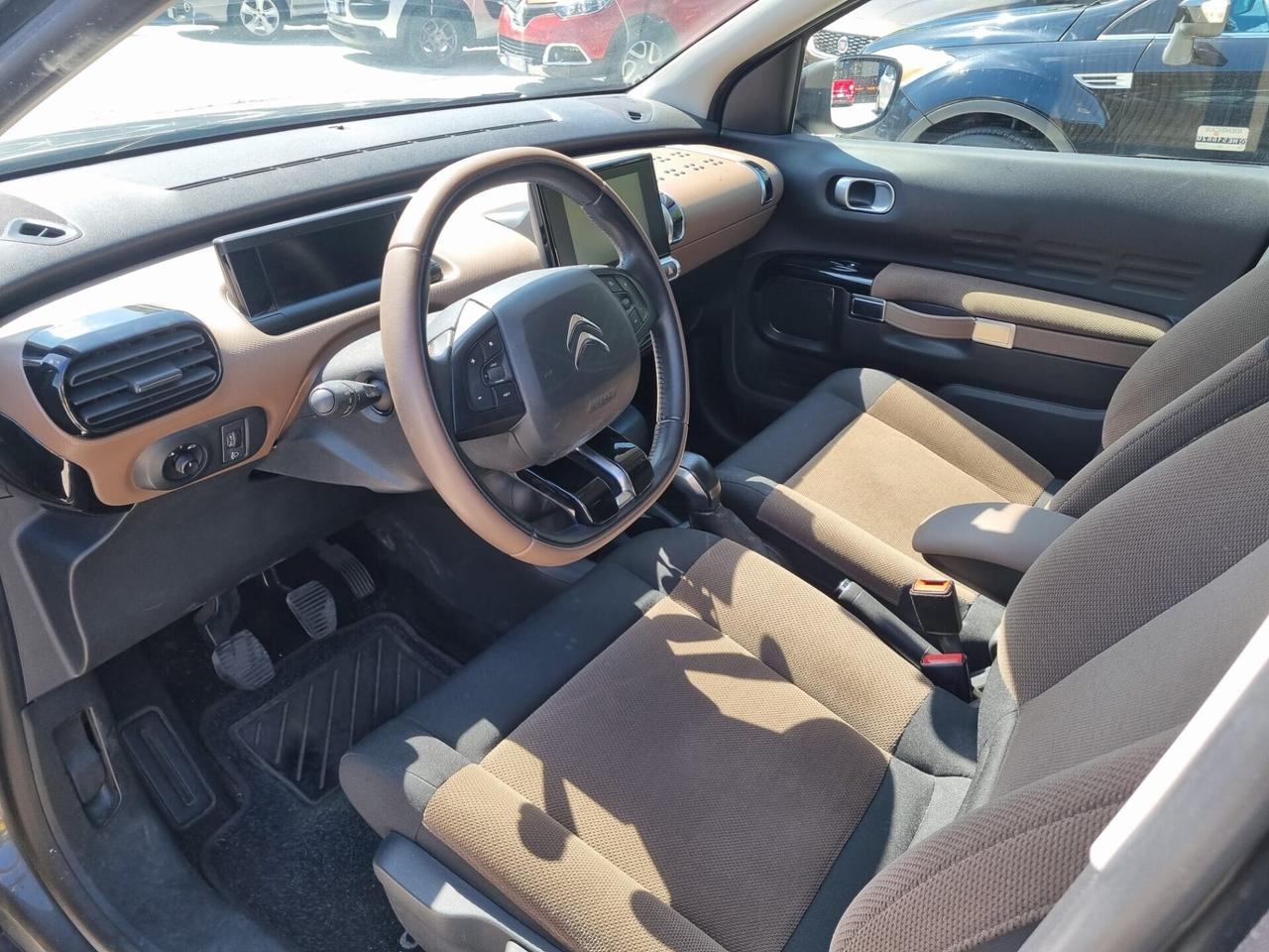 Citroen C4 Cactus BlueHDi 100 Shine