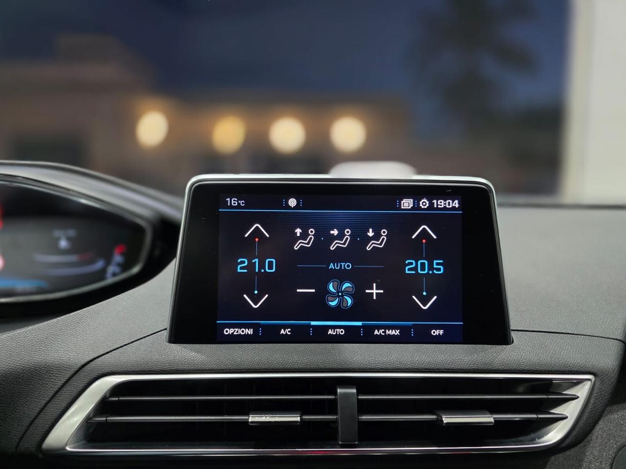 Peugeot 3008 BlueHDi 130 Allure