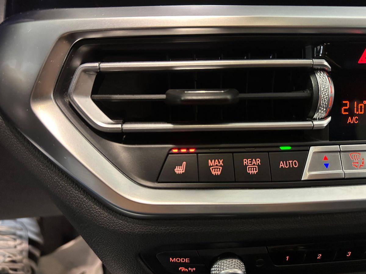 BMW 320d Touring MHEV 48V Luxury - TUTTI TAGLIANDI BMW - RETRO-CAMERA - HEAD UP - FULL