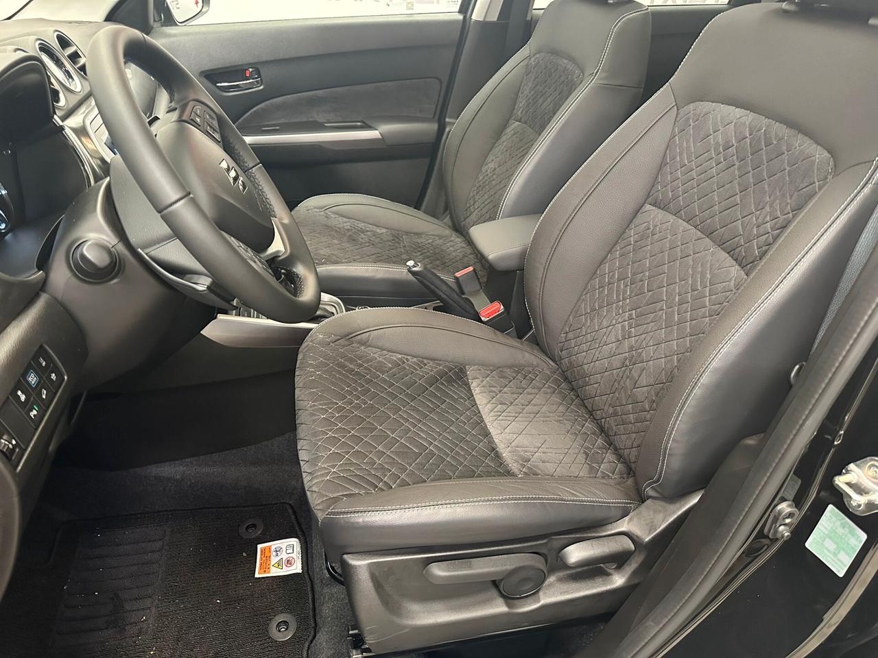 Suzuki Vitara 1.5 140V Hybrid A/T 4WD AllGrip Starview
