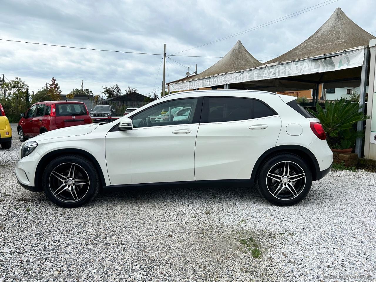 MERCEDES-BENZ GLA 200 CDI Automatic Premium