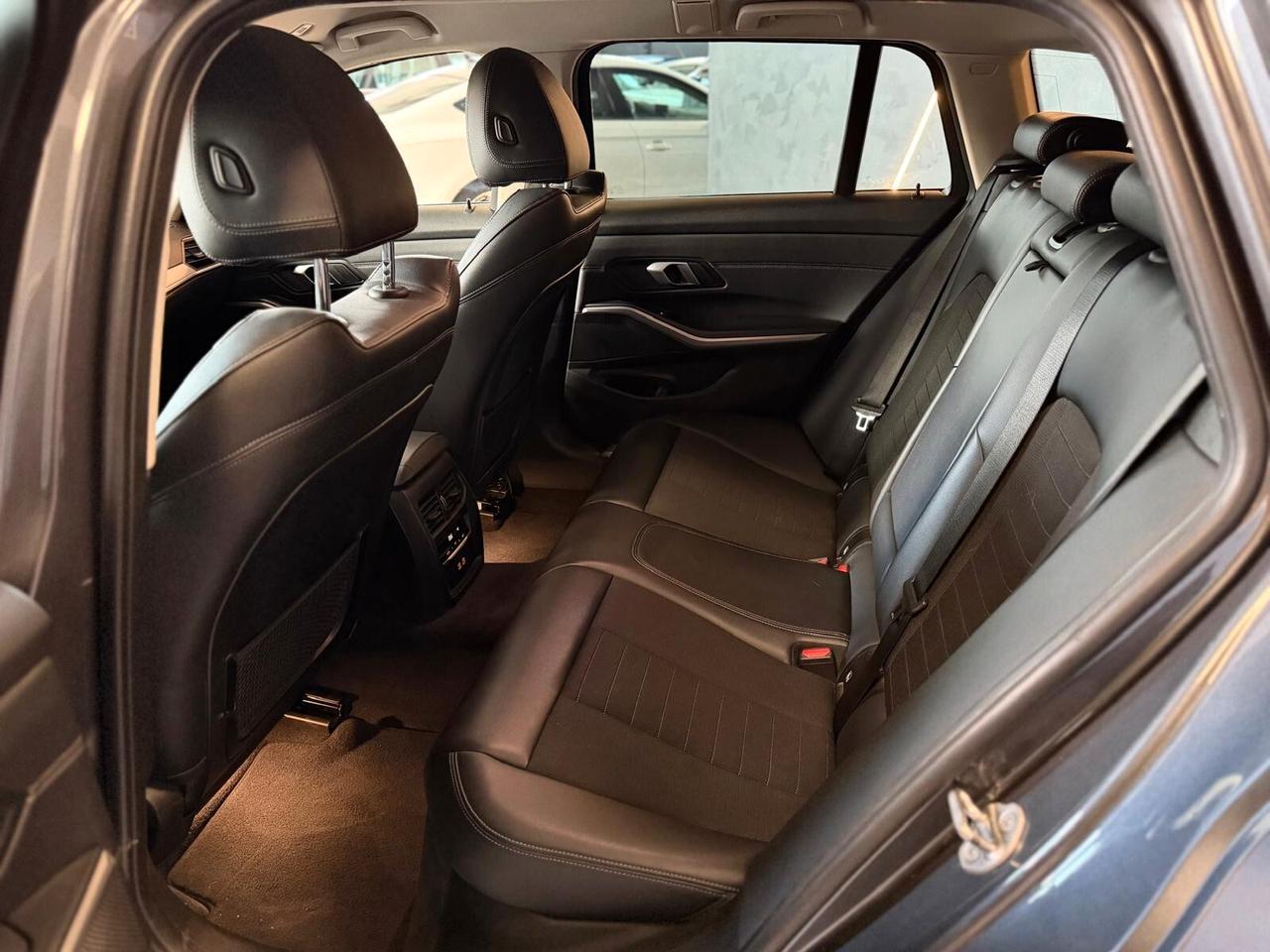 Bmw 320d 48V xDrive Touring Business Advantage