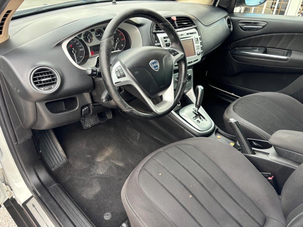 LANCIA DELTA 1.6 120CV AUTOMATICA PERFETTA
