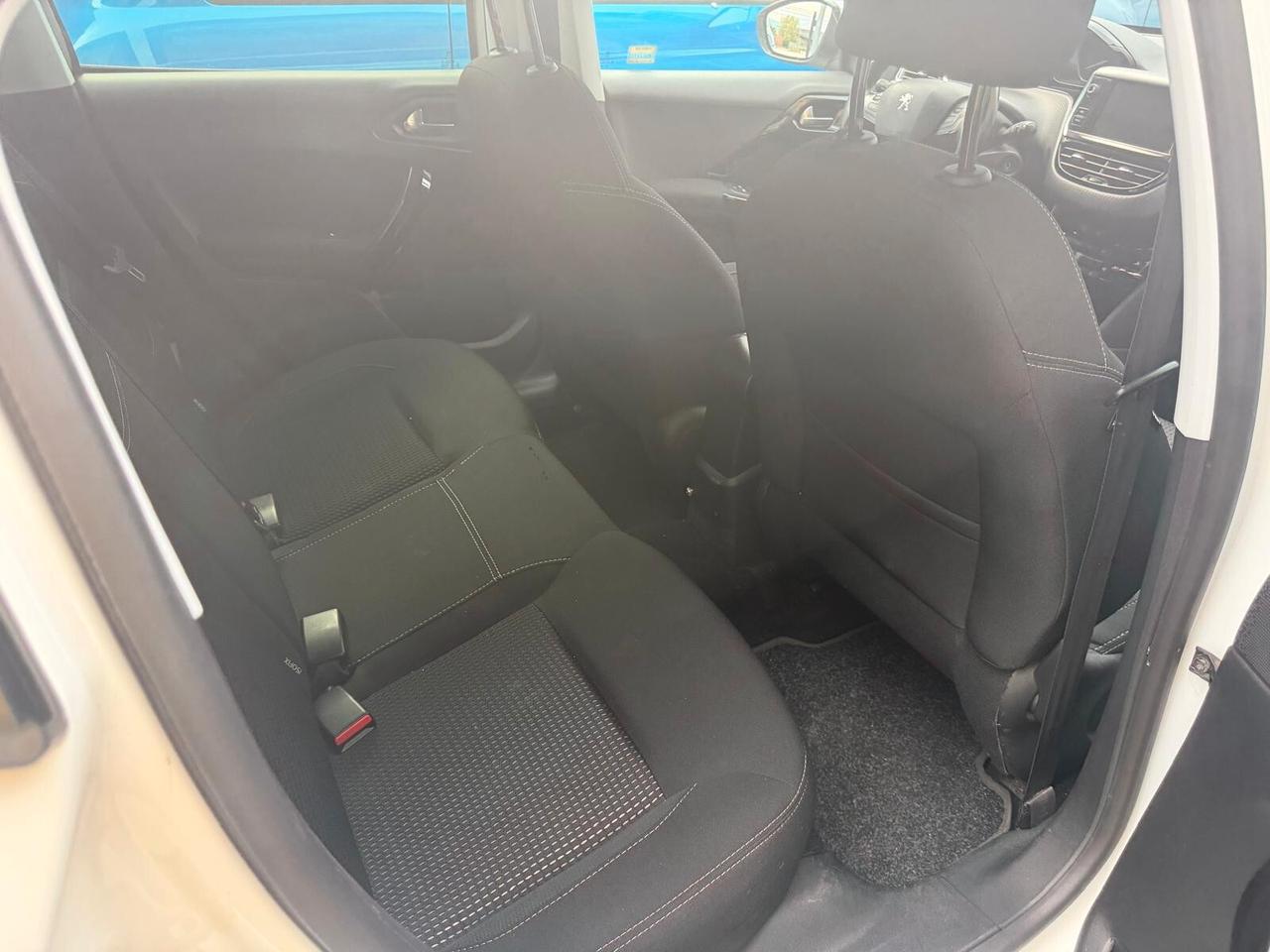 Peugeot 208 PureTech 82 5 porte Style