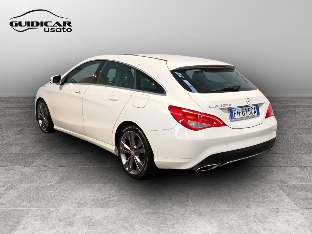 Mercedes-Benz CLA Shooting Brake - X117 - CLA Shooting Brake 200 d (cdi) Sport auto