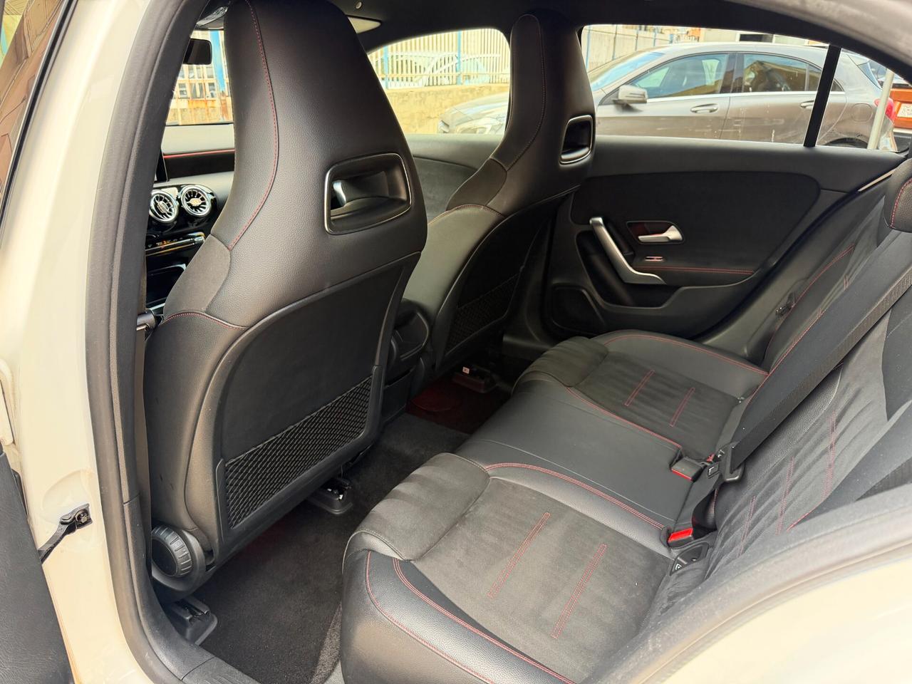 Mercedes-benz A 180 d PREMIUM AMG