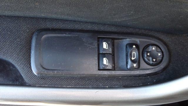 PEUGEOT 308 1.6 HDi 110CV SW Ciel Premium, 2° Treno di Gomme