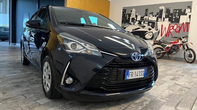 TOYOTA Yaris 1.5 Hybrid 5 porte Business