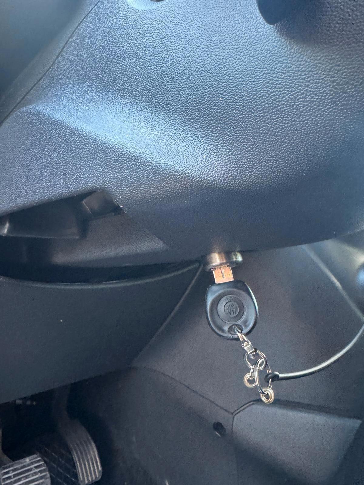 Peugeot 208 BlueHDi 75 5 porte Active OPERATORI DEL SETTORE