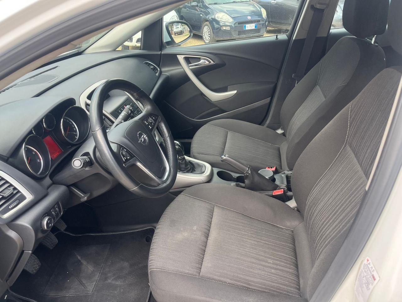 Opel Astra 1.7 CDTI 110CV Sports Tourer Cosmo