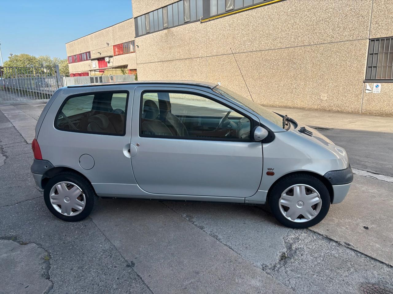 Renault Twingo 1.2i cat Authentique