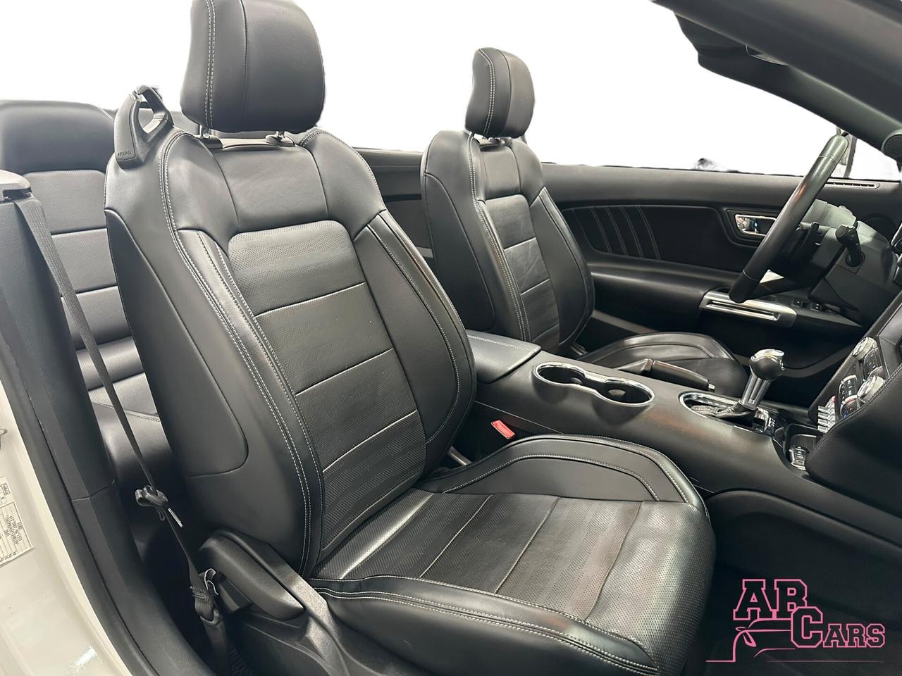 Ford Mustang 2.3 317cv Cabrio 4 posti
