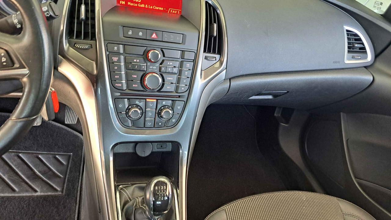 Opel Astra 1.4 Benzina 120CV Cosmo