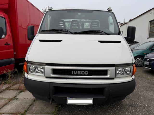 IVECO Daily PASSO LUNGO CASSONATO 2.3 Hpi TDI GEMELLATO