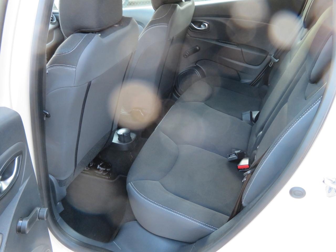 Renault Clio 1.2 75CV 5 porte Zen