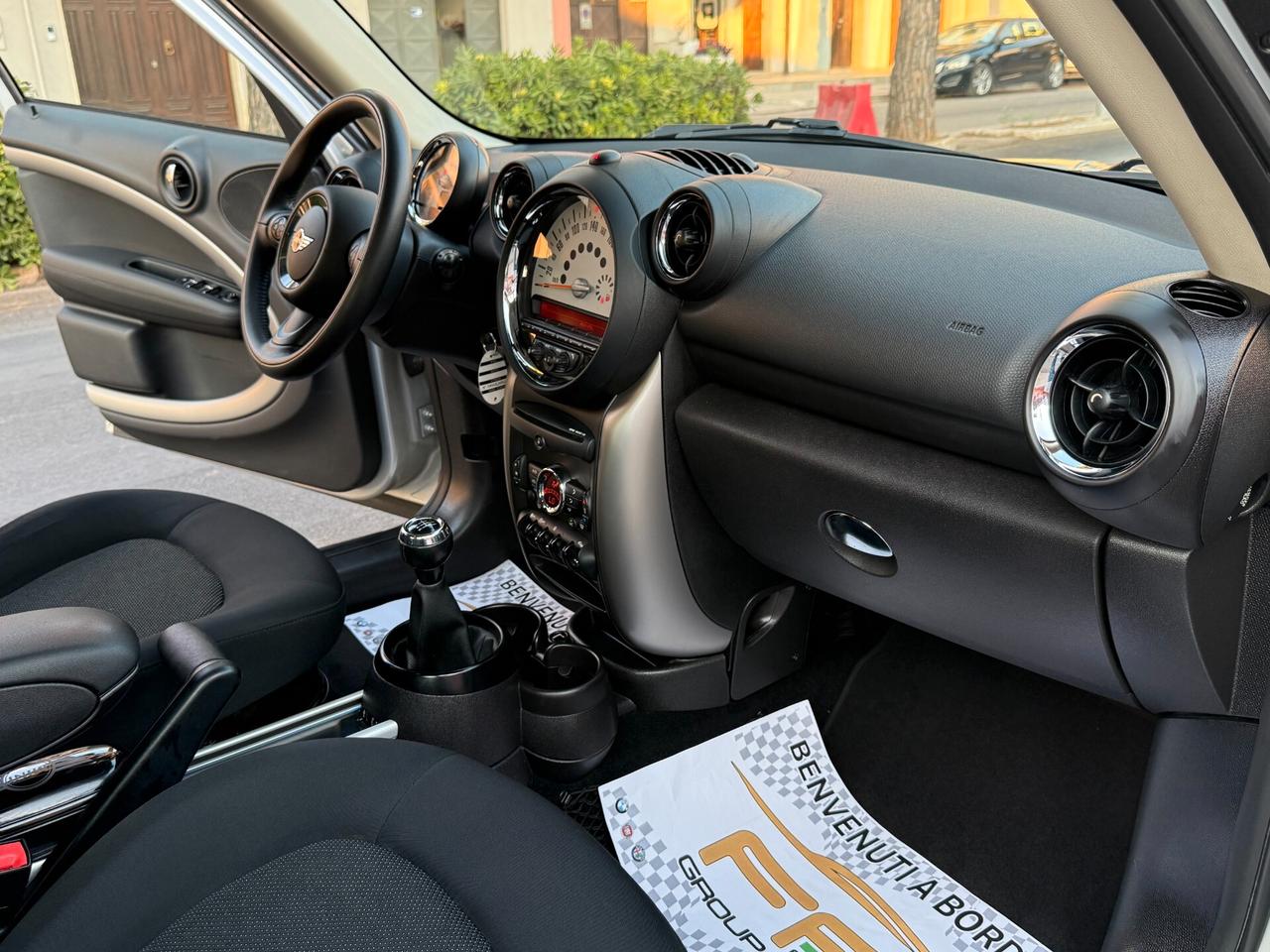 Mini Cooper D 1.6 Countryman *PACK LUCI - 2014