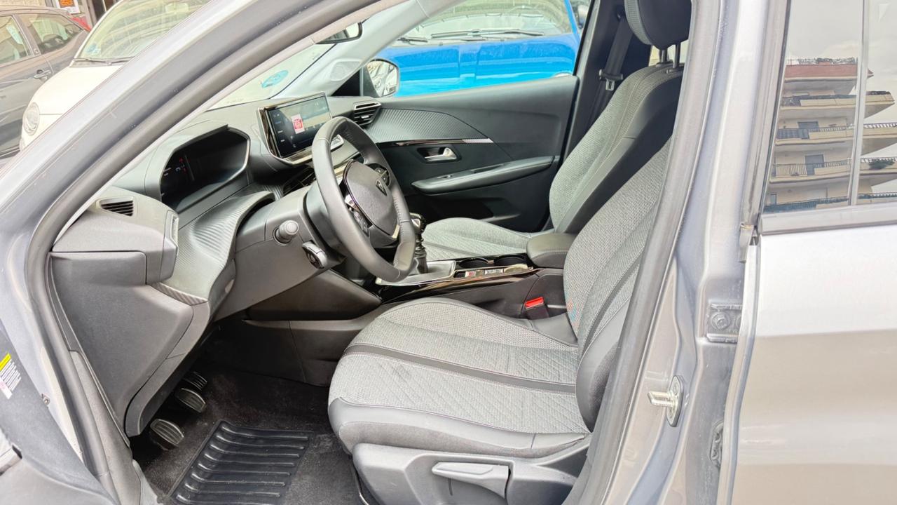 Peugeot 208 PureTech 100 Stop&Start 5 porte Allure LED NAVI CAR PLAY PDC BLUETOOTH CERCHI 17 PELLE