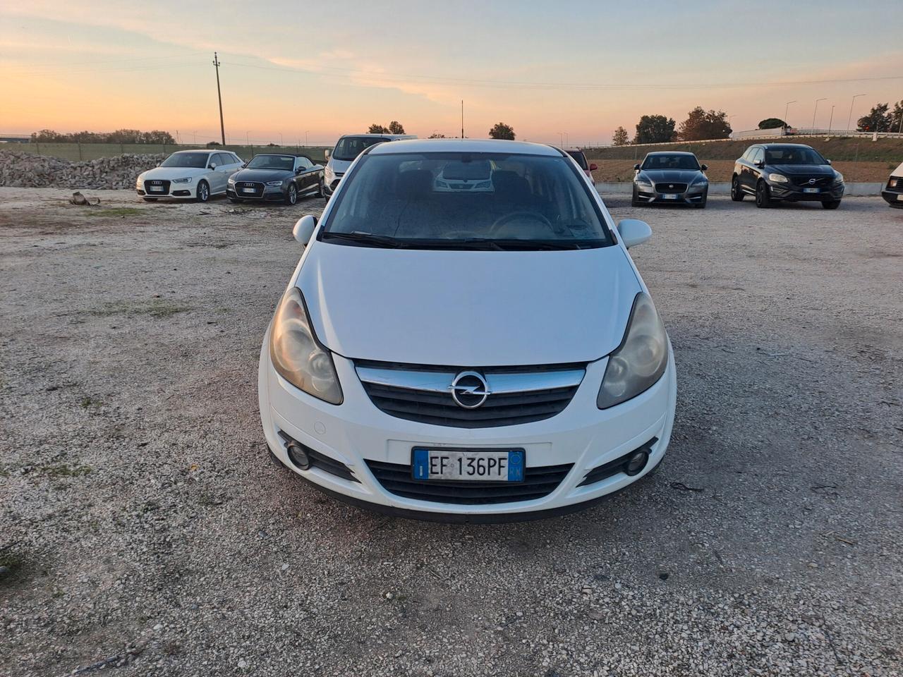 Opel Corsa 1.4 16V 5 porte Cosmo