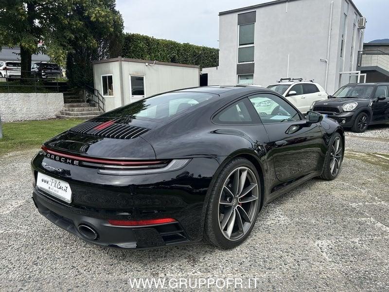 Porsche 911 (992) Carrera 4S