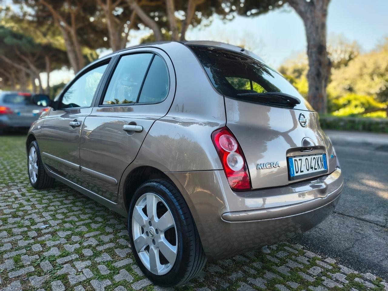 Nissan Micra 1.2 16v 80cv 5 porte TAGLIANDATA