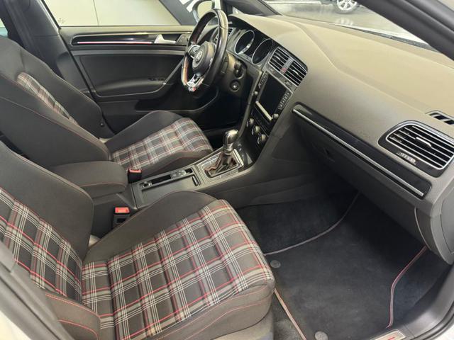 VOLKSWAGEN Golf GTI Performance 2.0 230CV DSG 5p.
