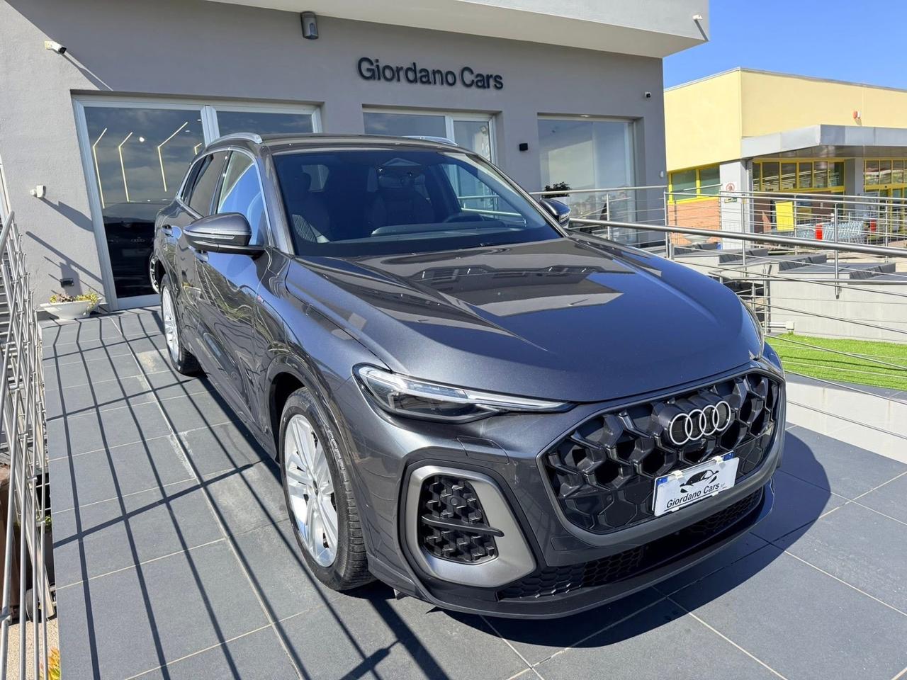 Audi Q5 TDI 150 kW mHEV+ S tronic quattro Launch edition line
