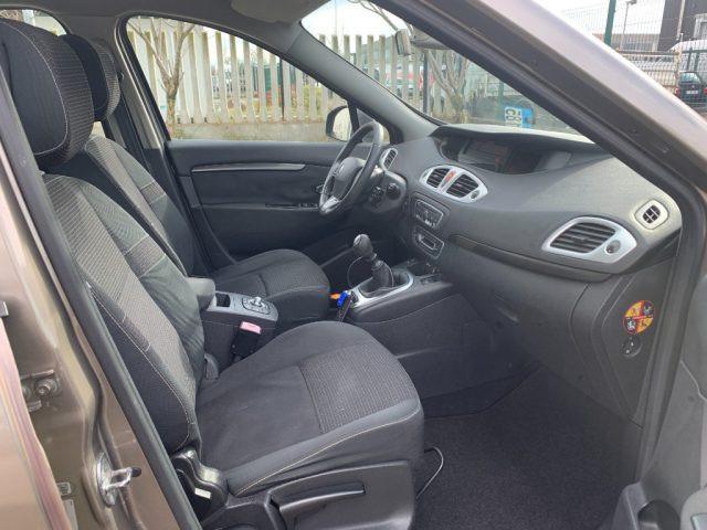 RENAULT Scenic 1.4 16V TCE Dynamique