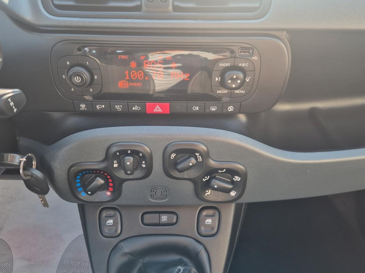 Fiat Panda 1.0 FireFly S&S Hybrid Easy