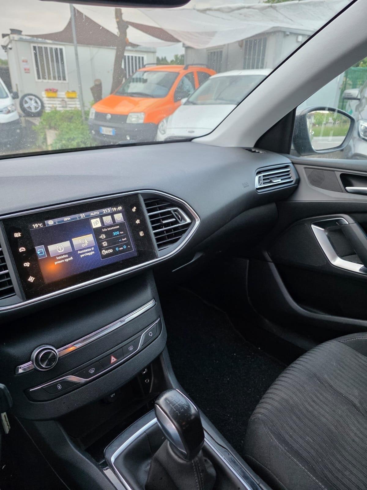 Peugeot 308 PureTech Turbo 110 S&S SW Active