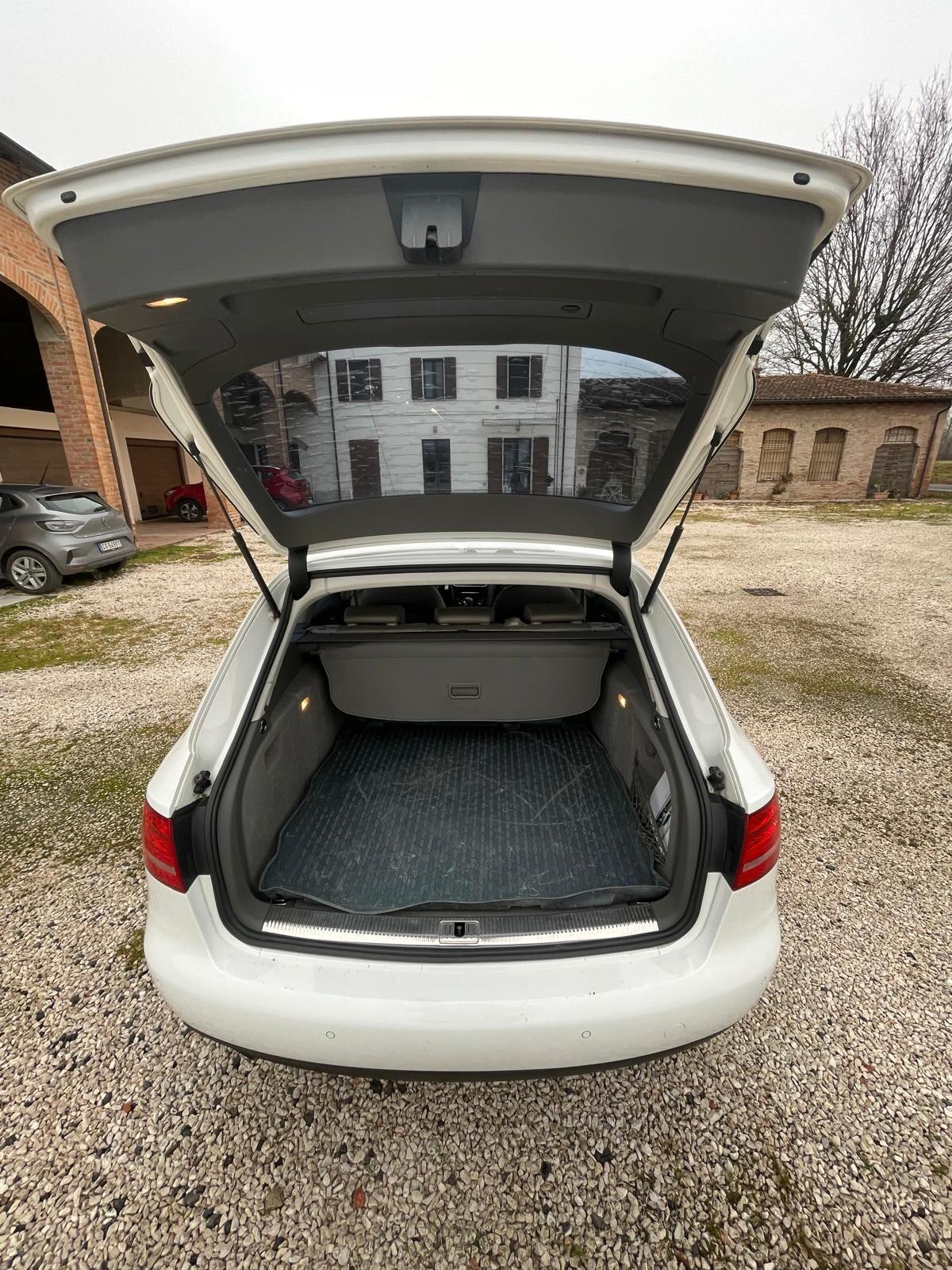 Audi A4 2.0 TDI 143CV F.AP. mult.