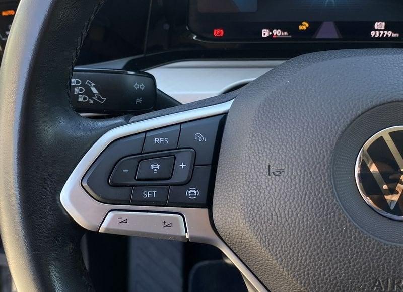 Volkswagen Golf 8 Life 2.0 TDI 116CV