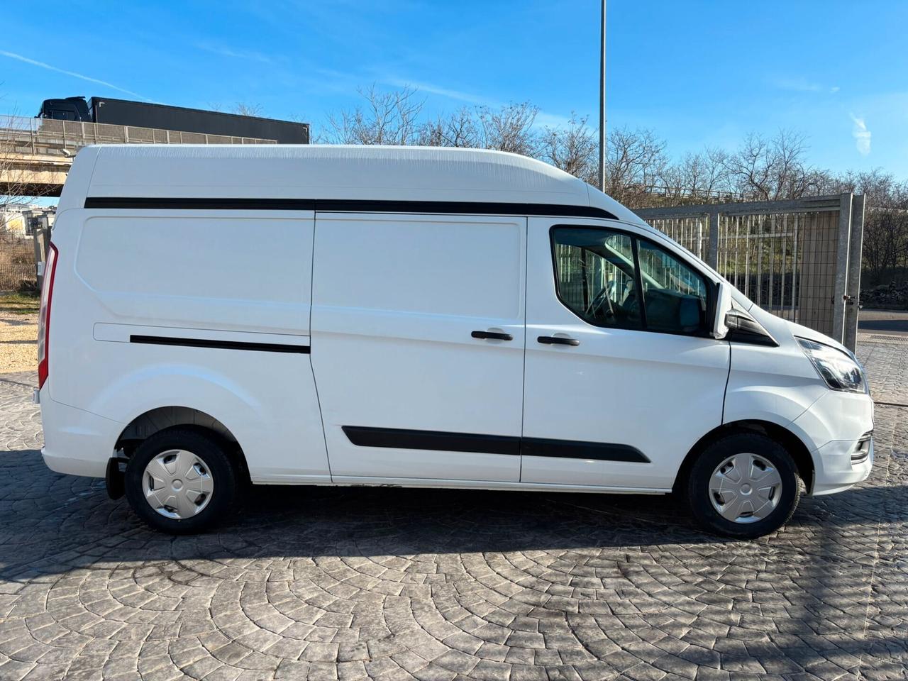 Ford Transit Custom 2.0 EcoBlue 130cv L2H2